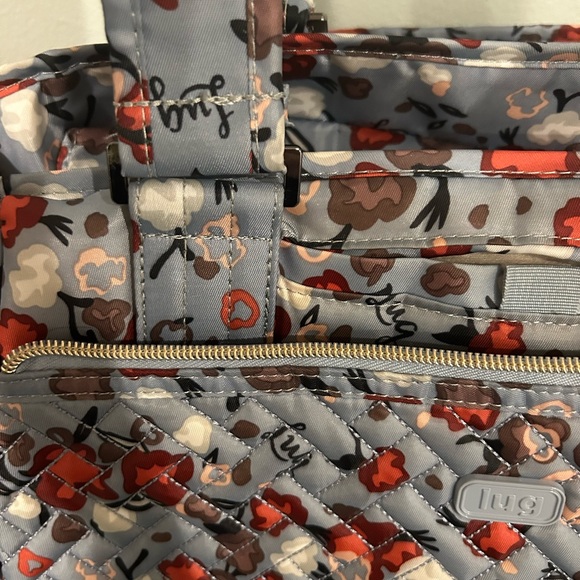 Lug Sprinter Tote in Blossom Blue - Picture 6 of 7